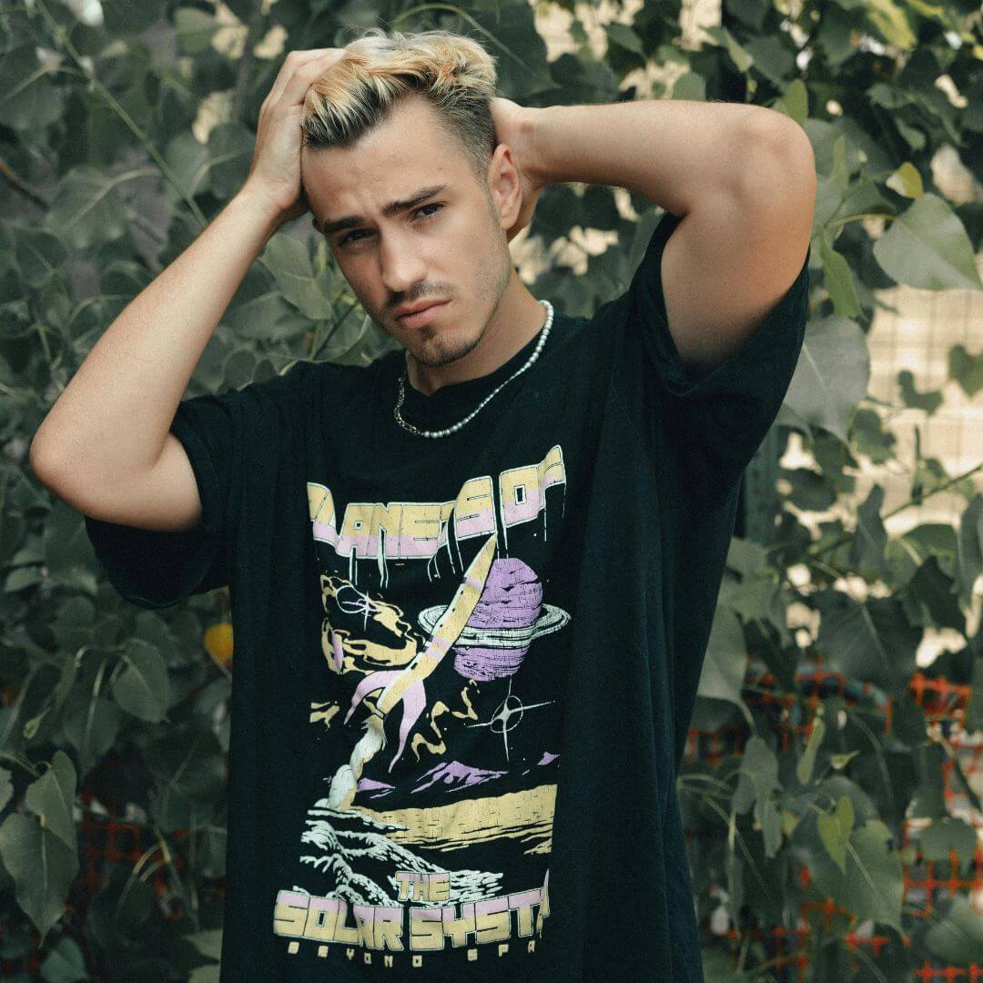 900,000 T-Shirt Designs (with Resell Rights!) - Image 9